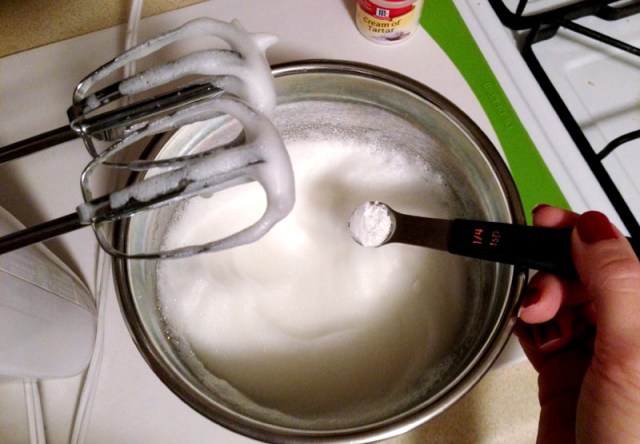 mint chocolate meringues add tartar