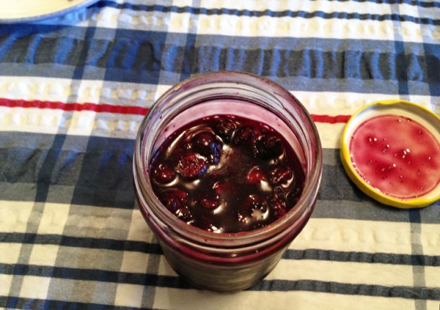 blueberry sauce in jar